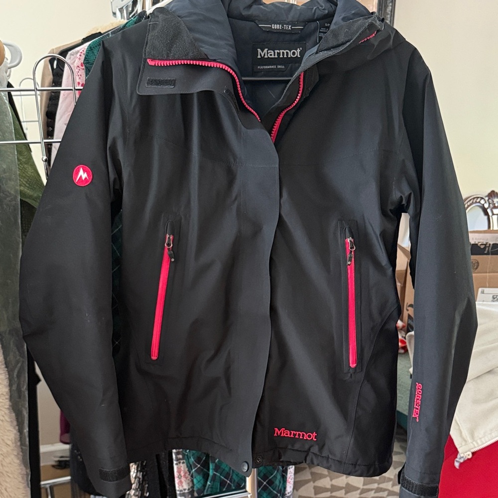 Marmot Women's Ski Jacket in Black with Pink Details